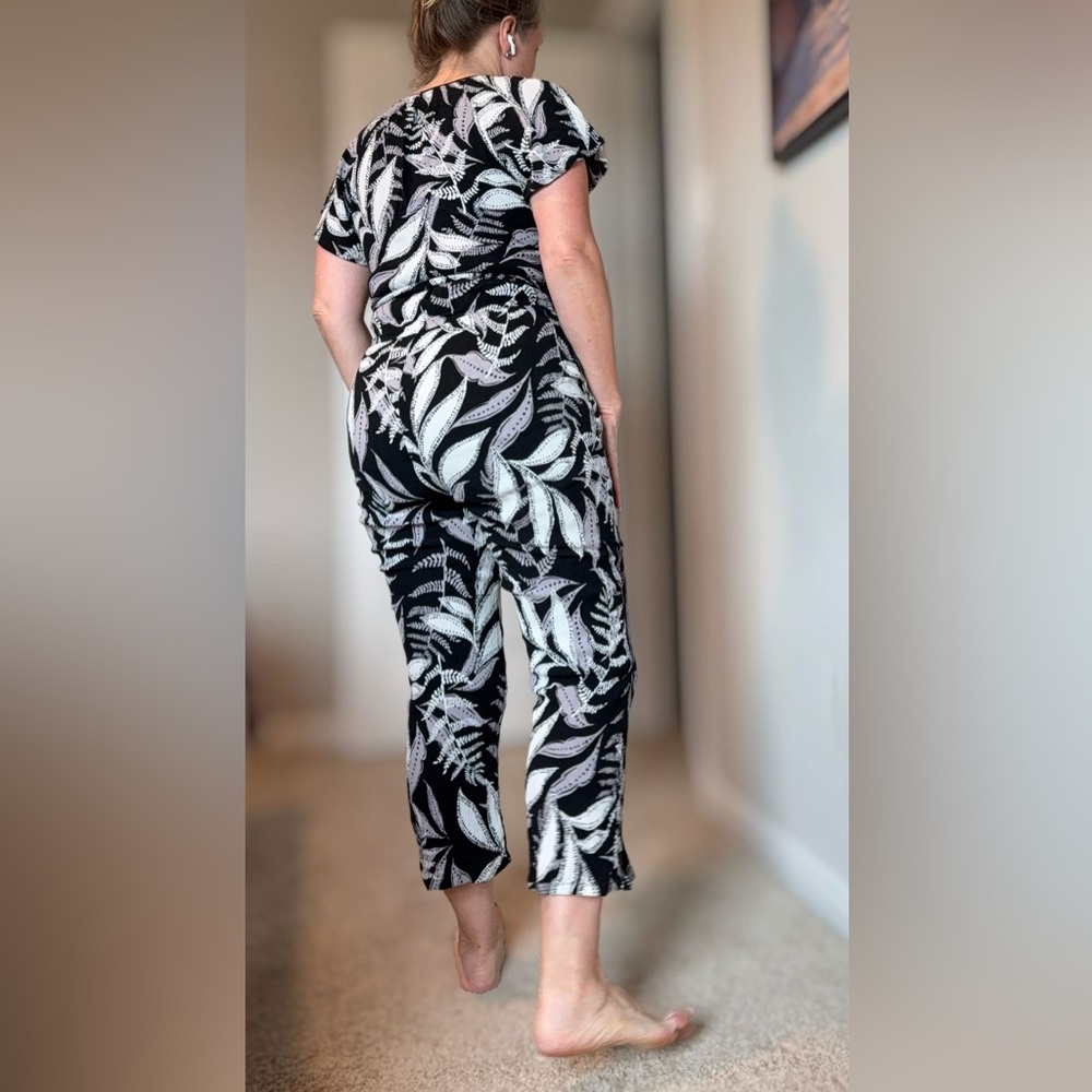 AnyBody Monochrome Leaf Pattern Jumpsuit - Picture 2 of 15